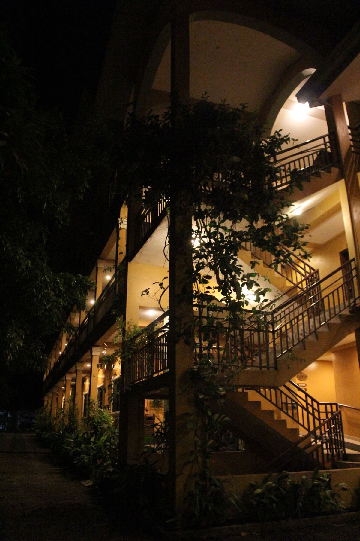 Apart Hotel La Cordillera Сан-Педро-Сула Экстерьер фото